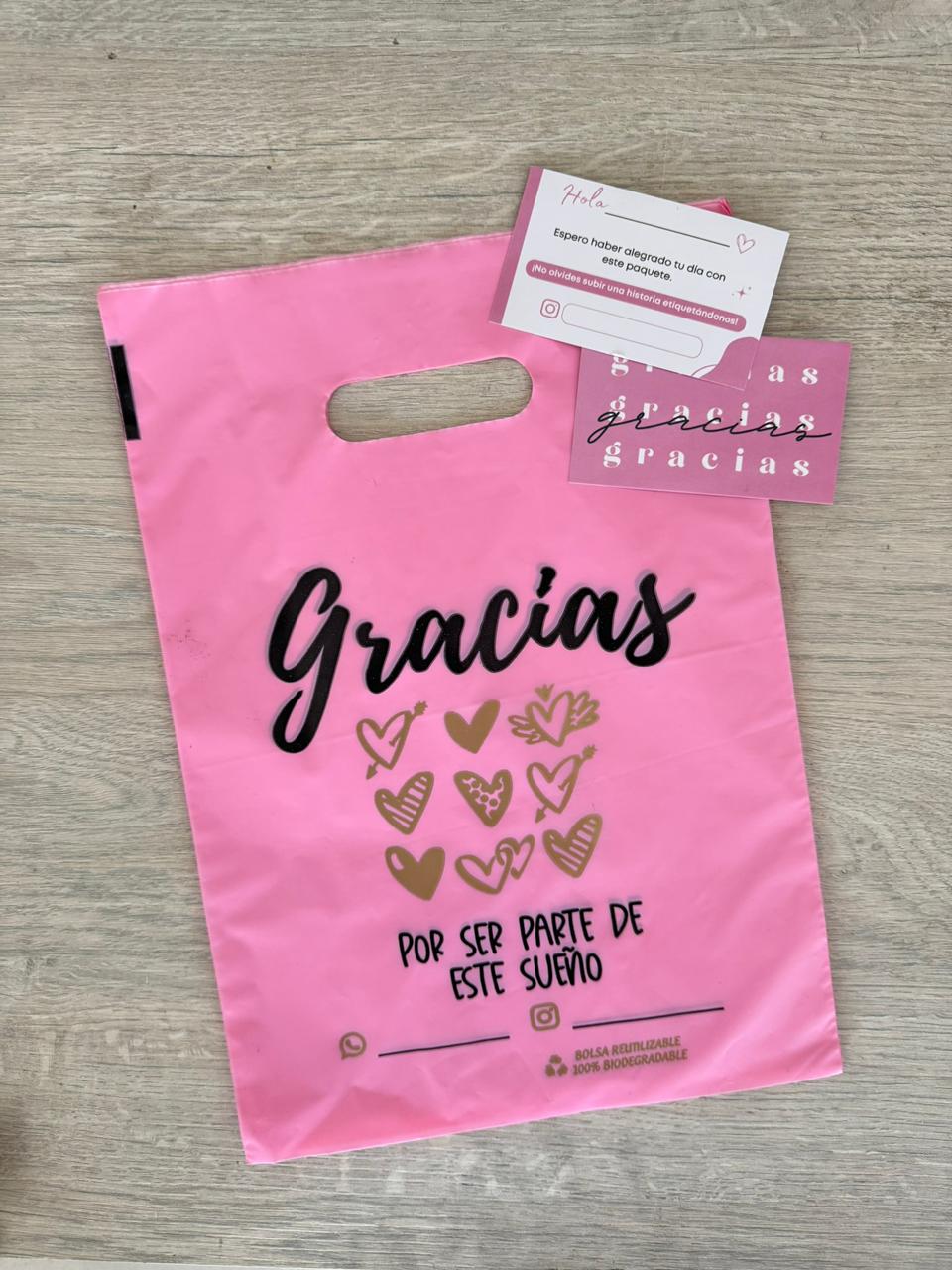 Combo 50 bolsas plásticas 'Gracias' + 50 tarjetas genéricas (Sin logo)